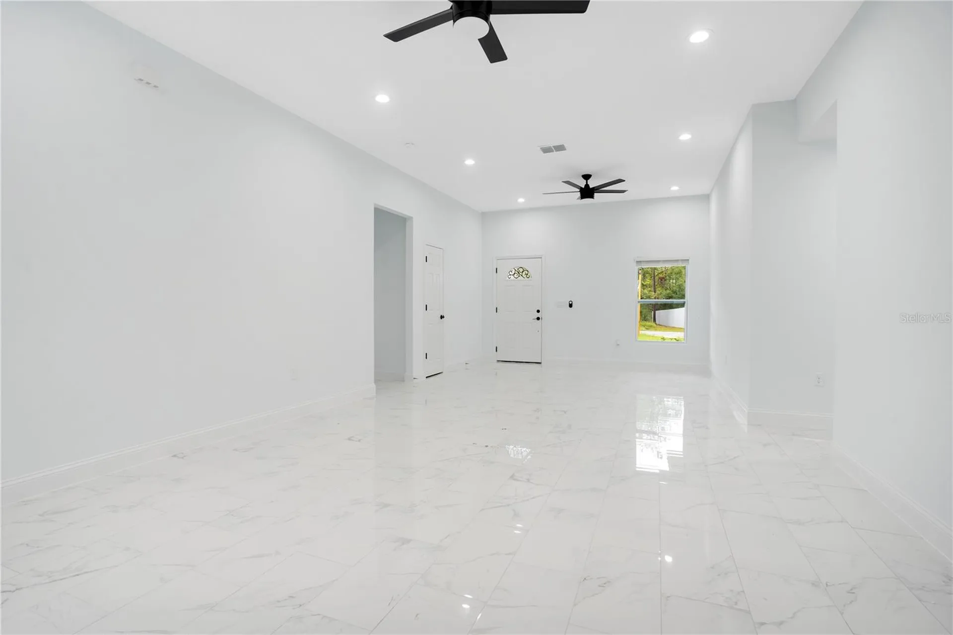 1903 Van Allen Circle Deltona FL 32738