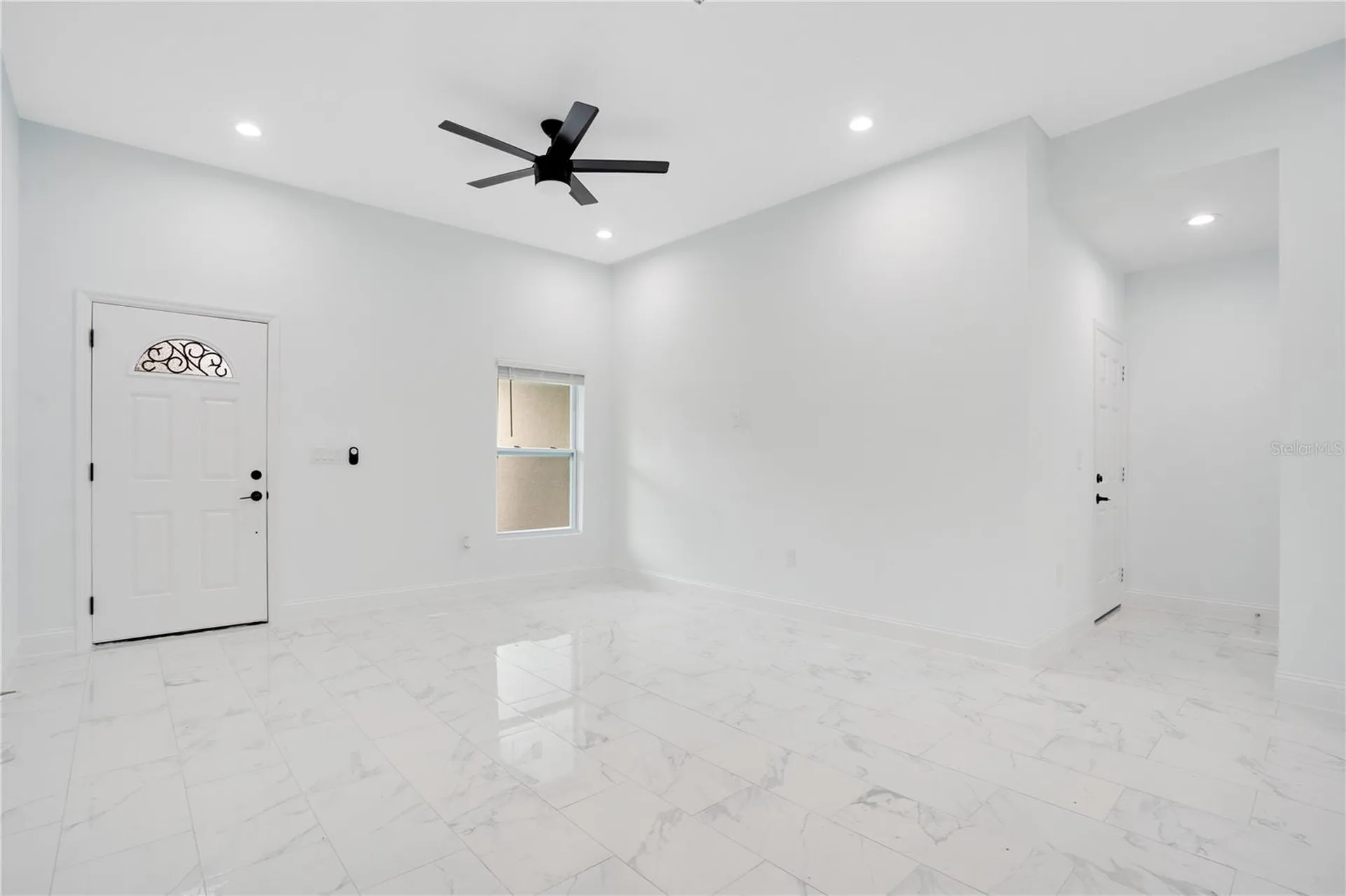 1903 Van Allen Circle Deltona FL 32738