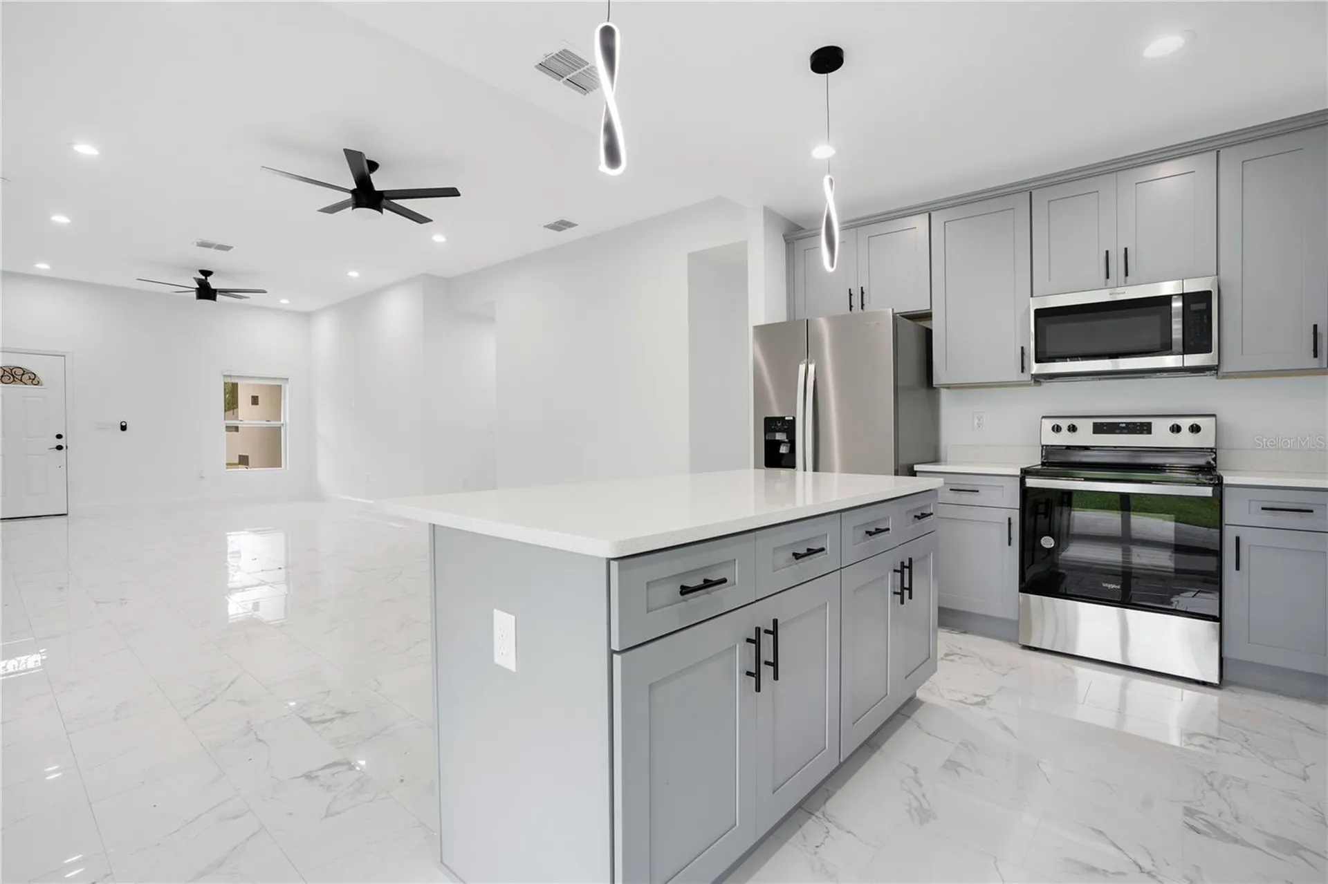 1903 Van Allen Circle Deltona FL 32738