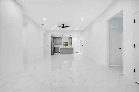 1903 Van Allen Circle Deltona FL 32738