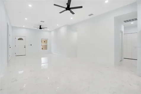 1903 Van Allen Circle Deltona FL 32738