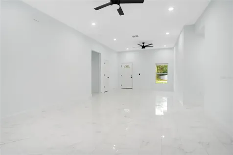 1903 Van Allen Circle Deltona FL 32738