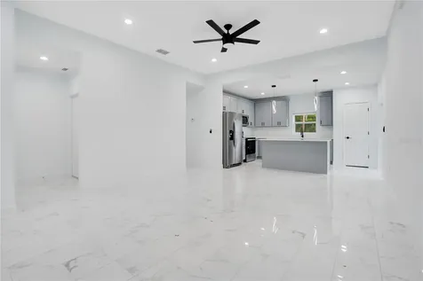 1903 Van Allen Circle Deltona FL 32738
