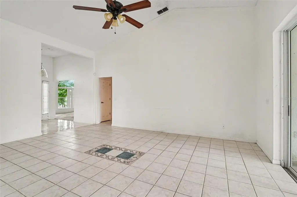4716 Spaniel Street Orlando FL 32818