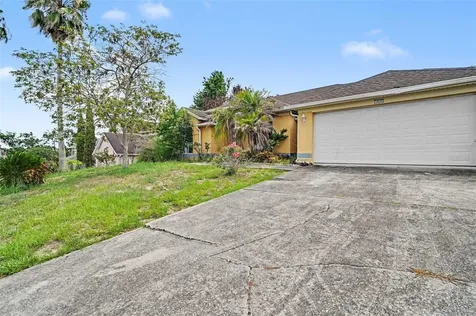 4716 Spaniel Street Orlando FL 32818
