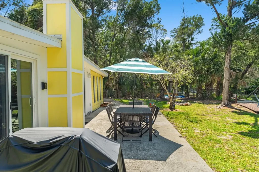 6053 Palm Creek Drive Weeki Wachee FL 34607