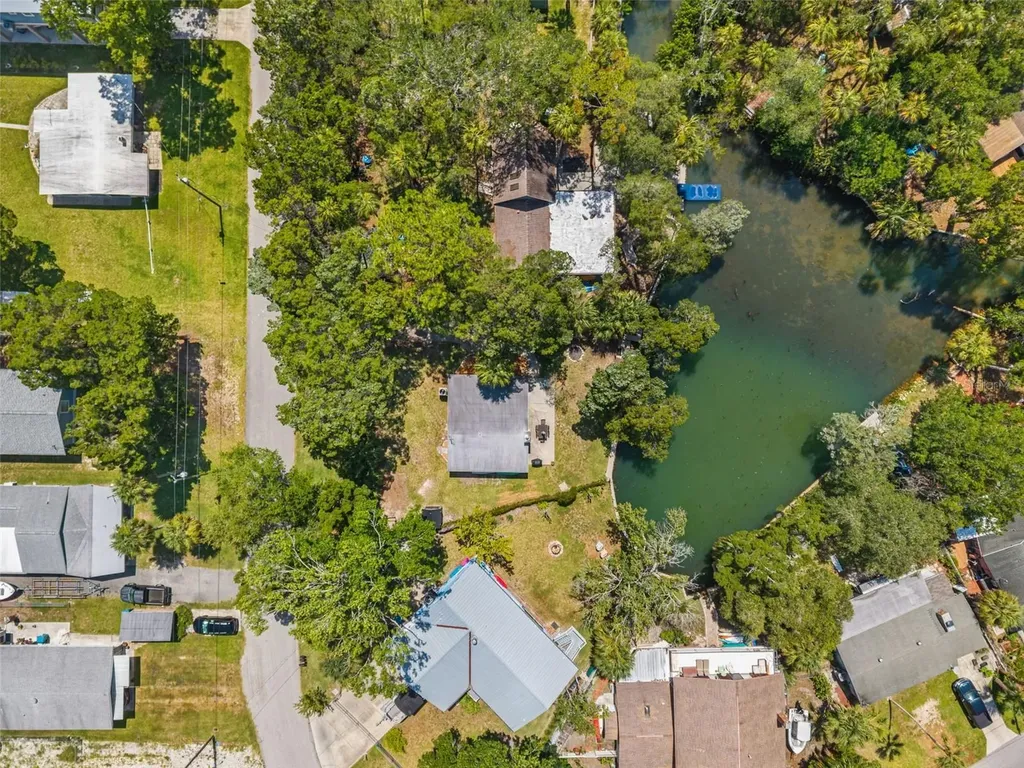 6053 Palm Creek Drive Weeki Wachee FL 34607