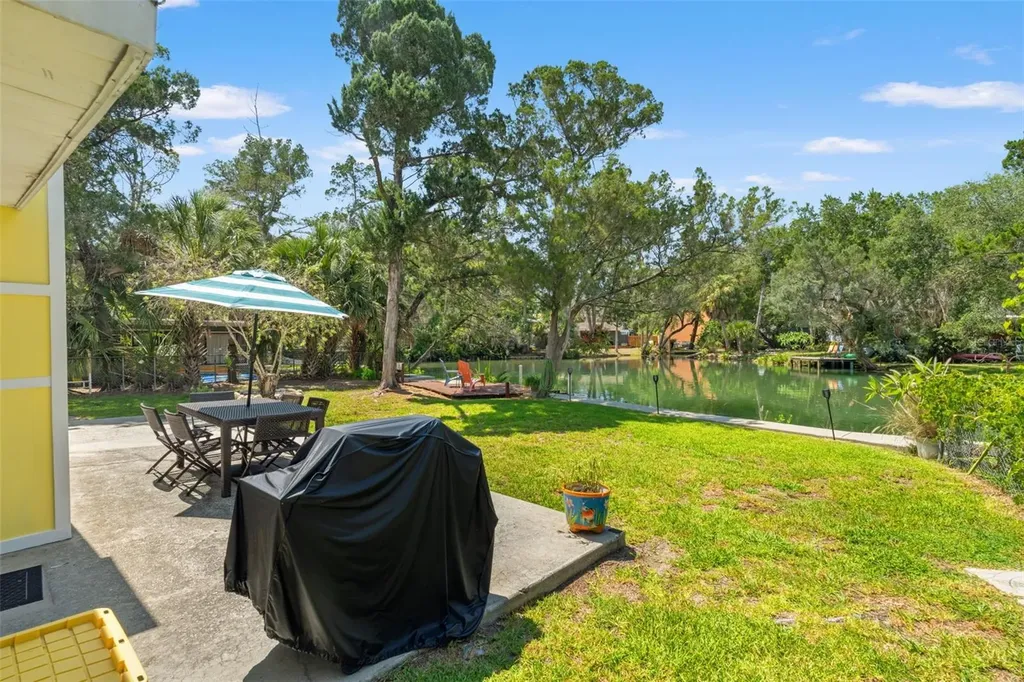 6053 Palm Creek Drive Weeki Wachee FL 34607