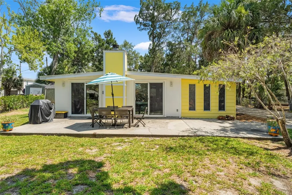 6053 Palm Creek Drive Weeki Wachee FL 34607