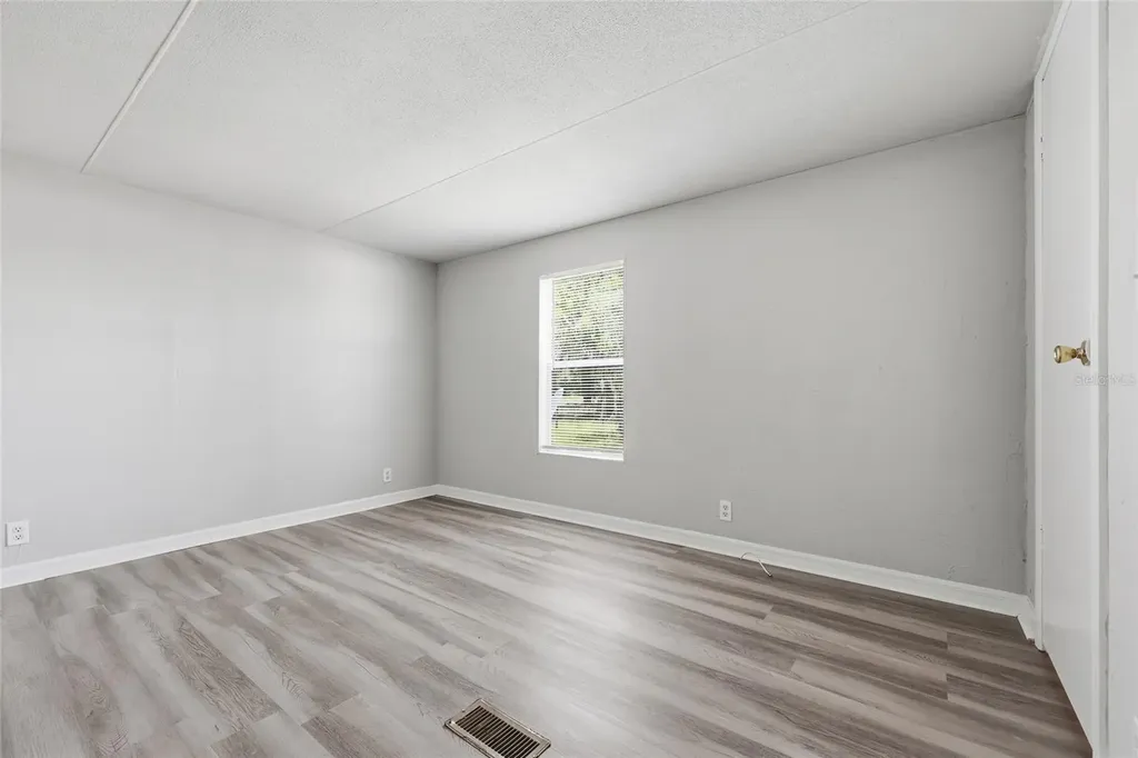 350 Ishie Avenue Bronson FL 32621