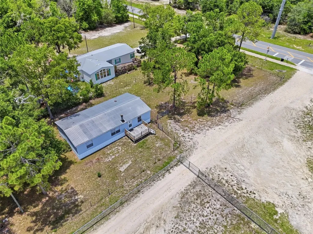 350 Ishie Avenue Bronson FL 32621