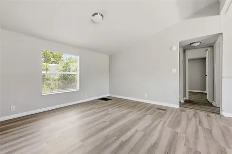 350 Ishie Avenue Bronson FL 32621