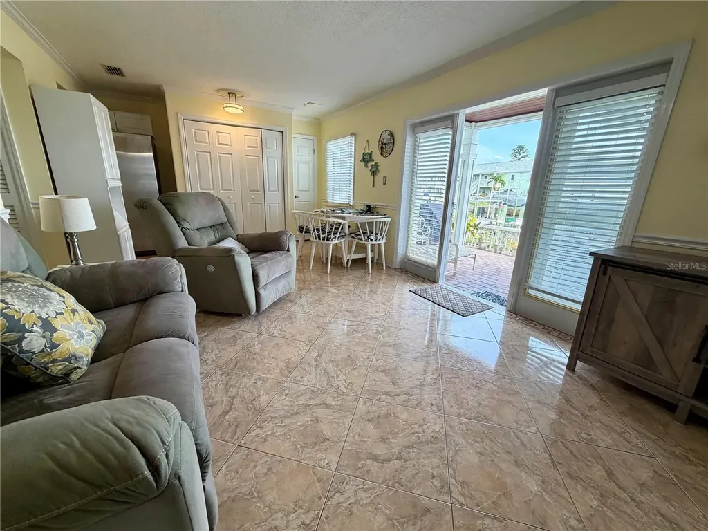 5009 Starfish Drive SE St Petersburg FL 33701