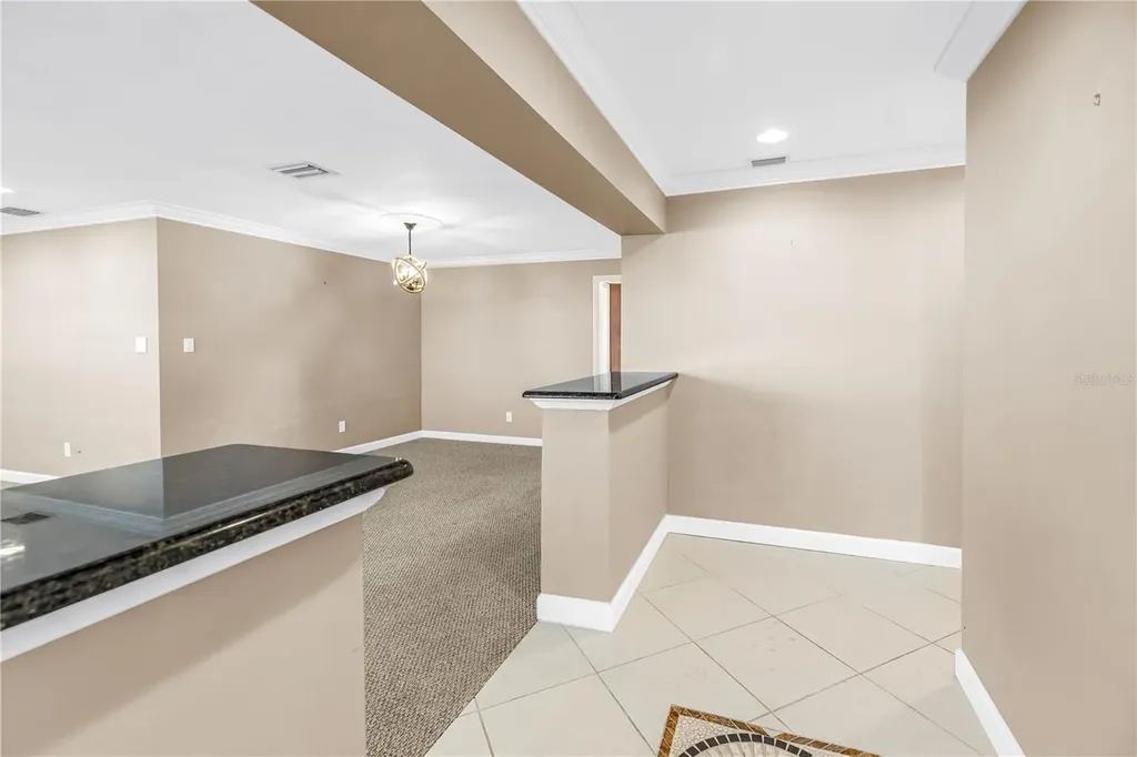 1820 Tanglewood Drive NE St Petersburg FL 33702
