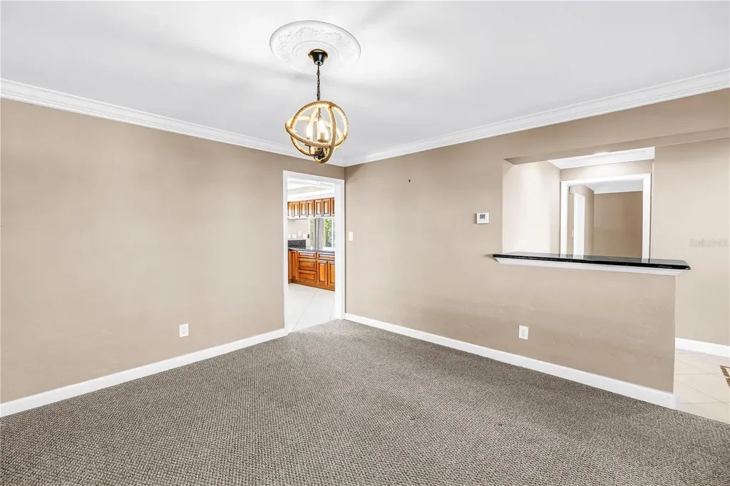 1820 Tanglewood Drive NE St Petersburg FL 33702