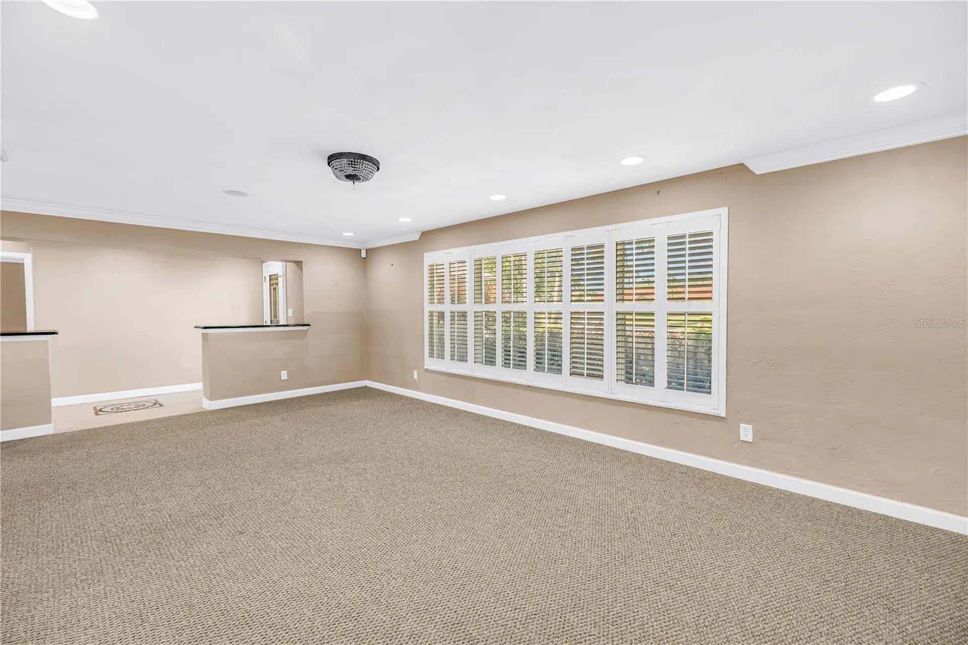 1820 Tanglewood Drive NE St Petersburg FL 33702