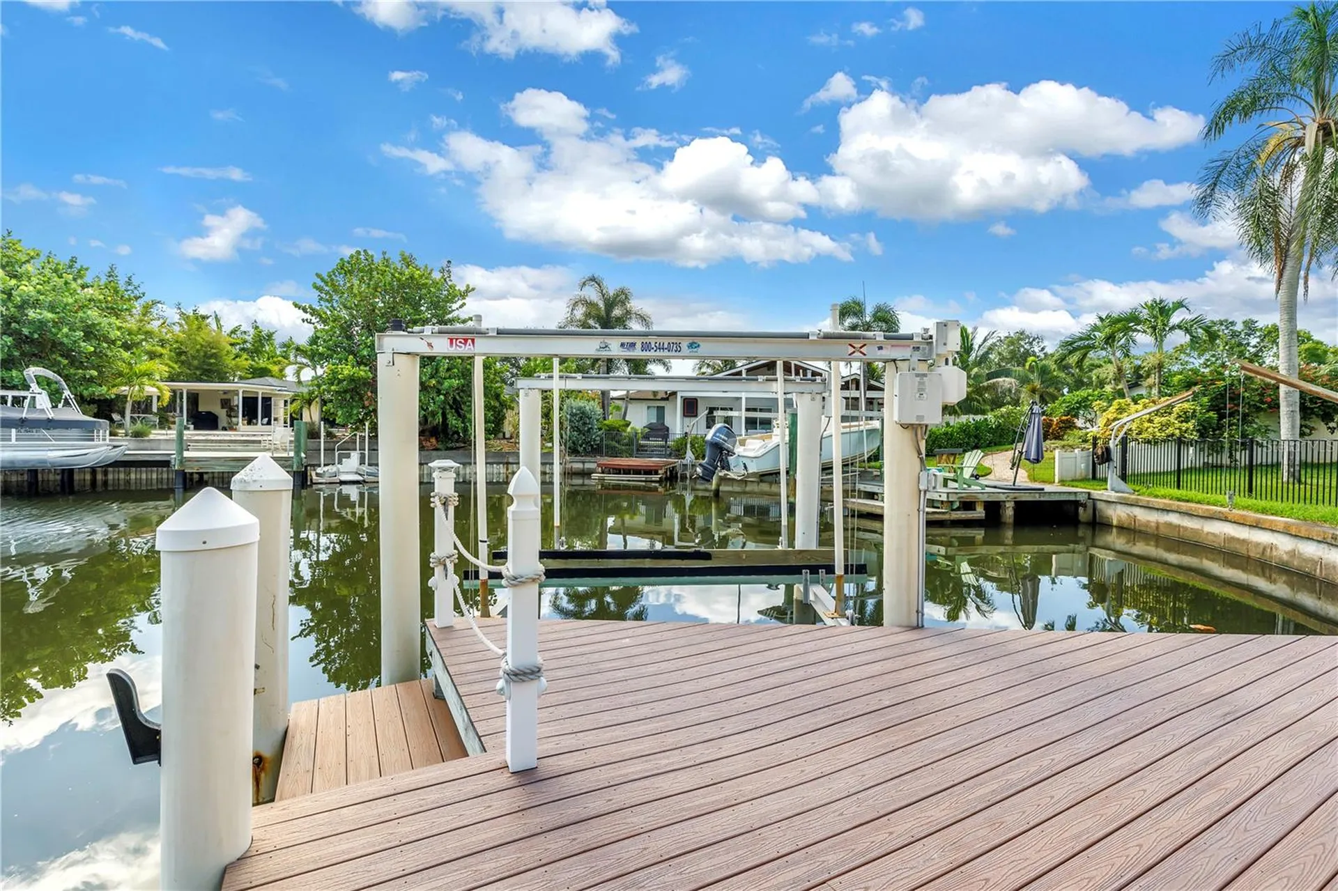 1820 Tanglewood Drive NE St Petersburg FL 33702