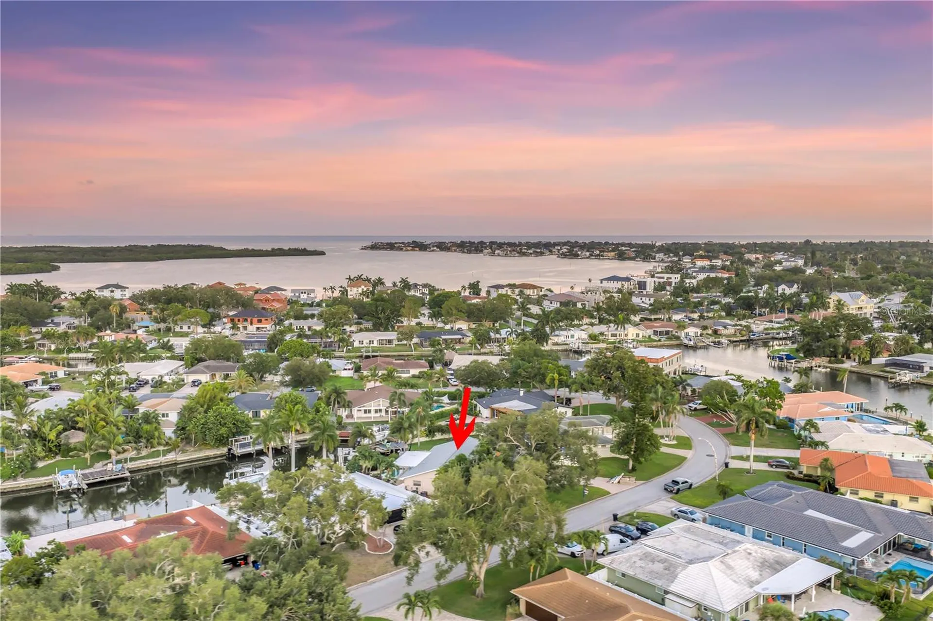 1820 Tanglewood Drive NE St Petersburg FL 33702