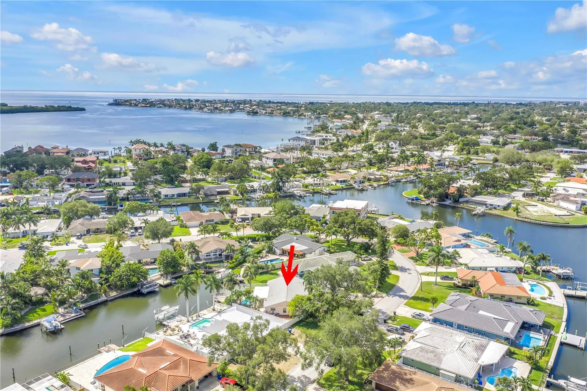 1820 Tanglewood Drive NE St Petersburg FL 33702