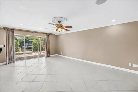 1820 Tanglewood Drive NE St Petersburg FL 33702