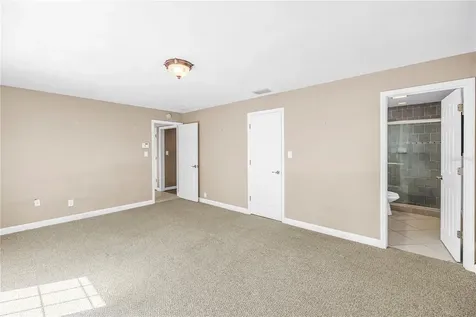 1820 Tanglewood Drive NE St Petersburg FL 33702