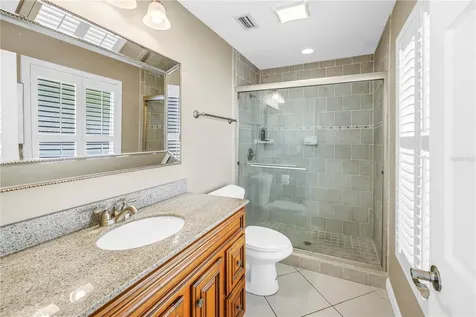 1820 Tanglewood Drive NE St Petersburg FL 33702