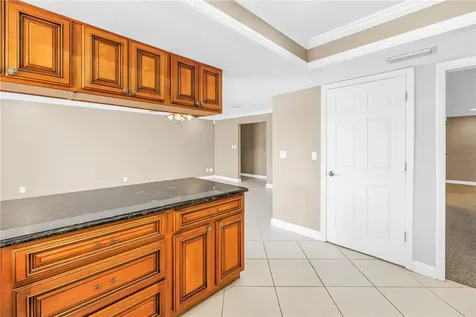 1820 Tanglewood Drive NE St Petersburg FL 33702