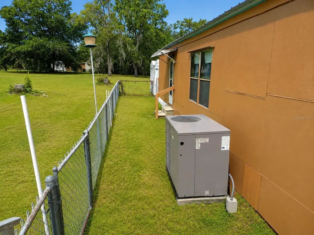107 Green Oak Drive Melrose FL 32666