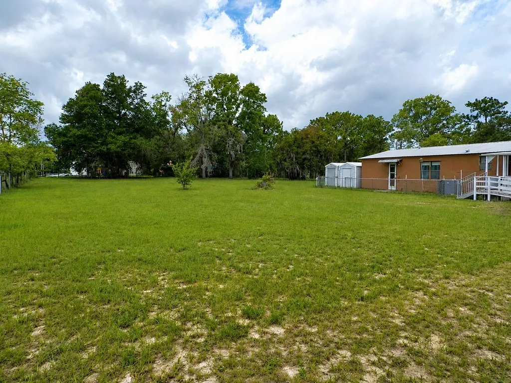 107 Green Oak Drive Melrose FL 32666