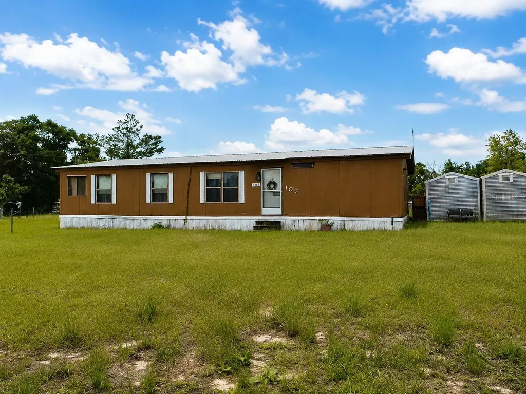 107 Green Oak Drive Melrose FL 32666