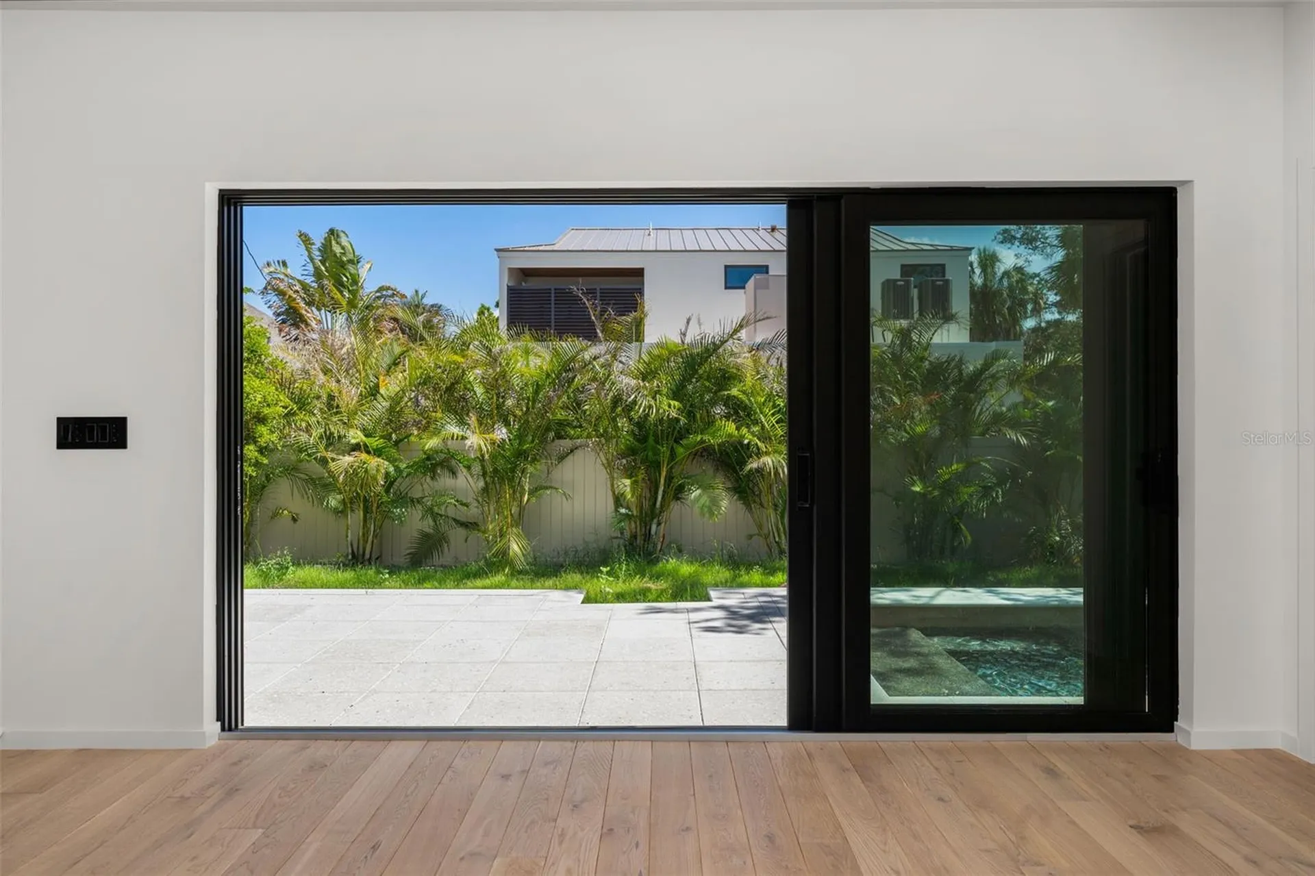 1681 Oak Street Sarasota FL 34236