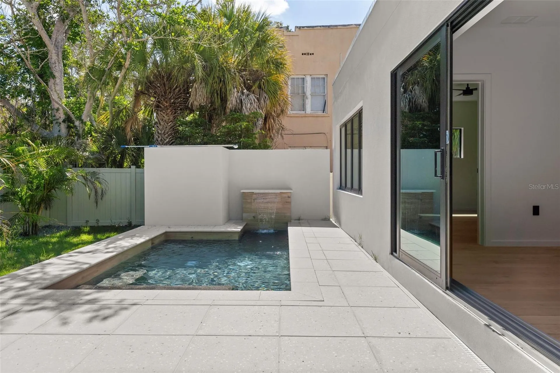 1681 Oak Street Sarasota FL 34236