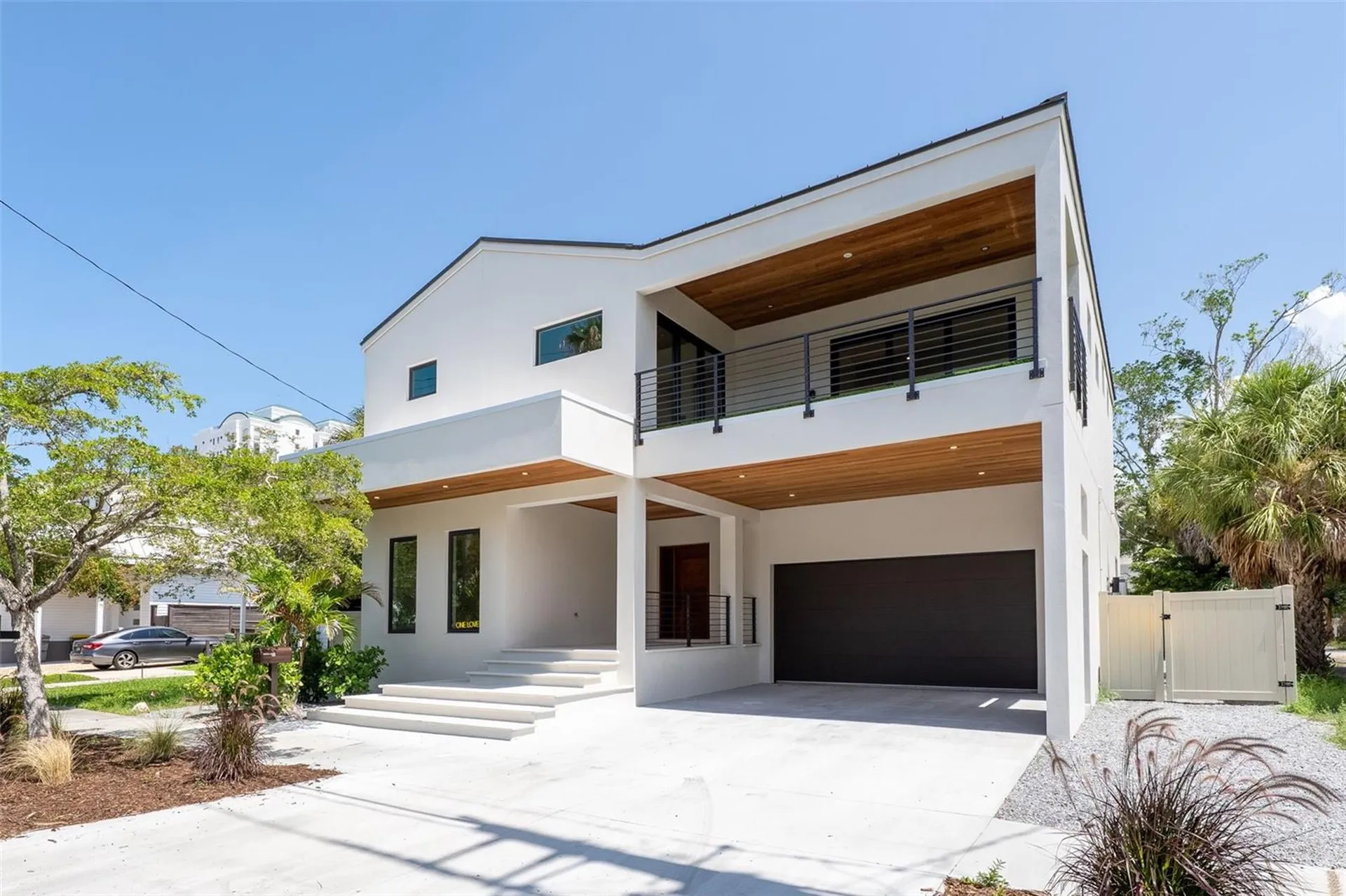 1681 Oak Street Sarasota FL 34236