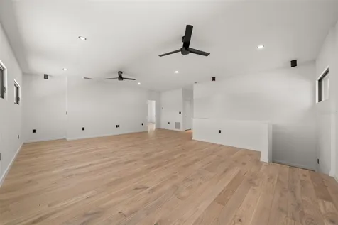 1681 Oak Street Sarasota FL 34236