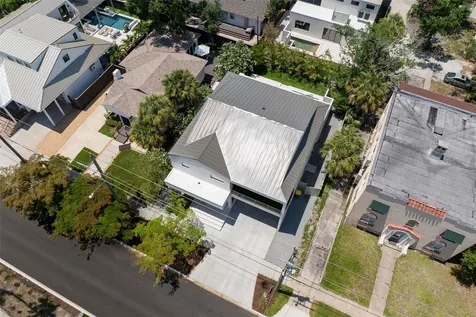 1681 Oak Street Sarasota FL 34236