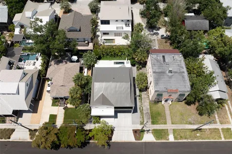 1681 Oak Street Sarasota FL 34236