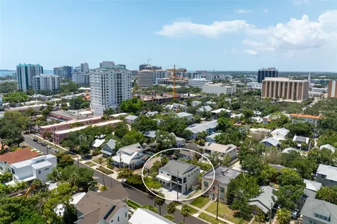 1681 Oak Street Sarasota FL 34236