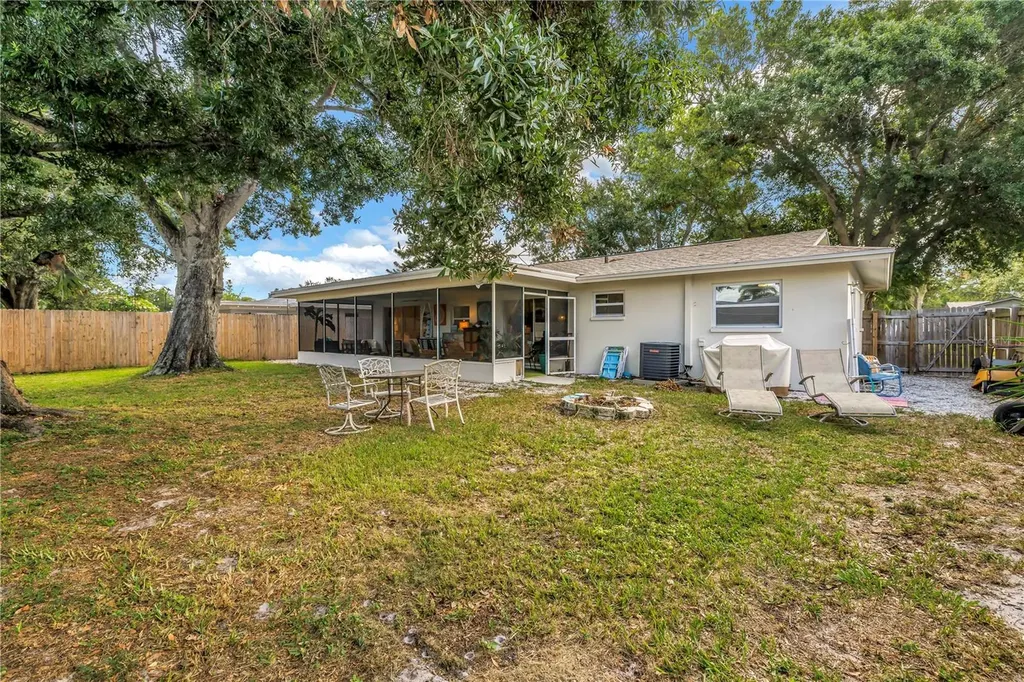 11478 Imperial Grove Drive E Largo FL 33774