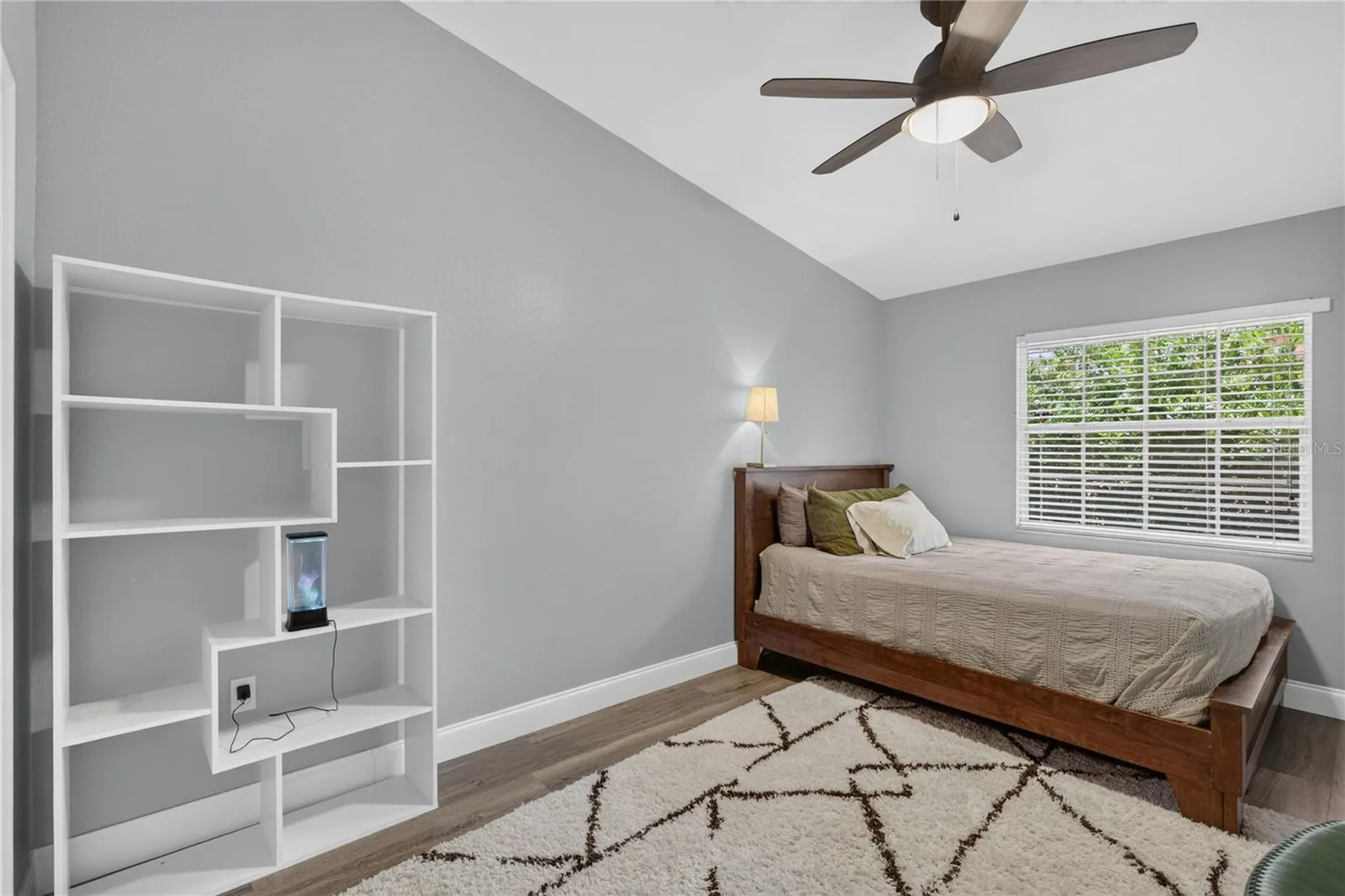 4063 Lake Mira Drive Orlando FL 32817