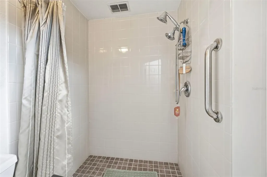 1469 Riverdale Drive Oldsmar FL 34677