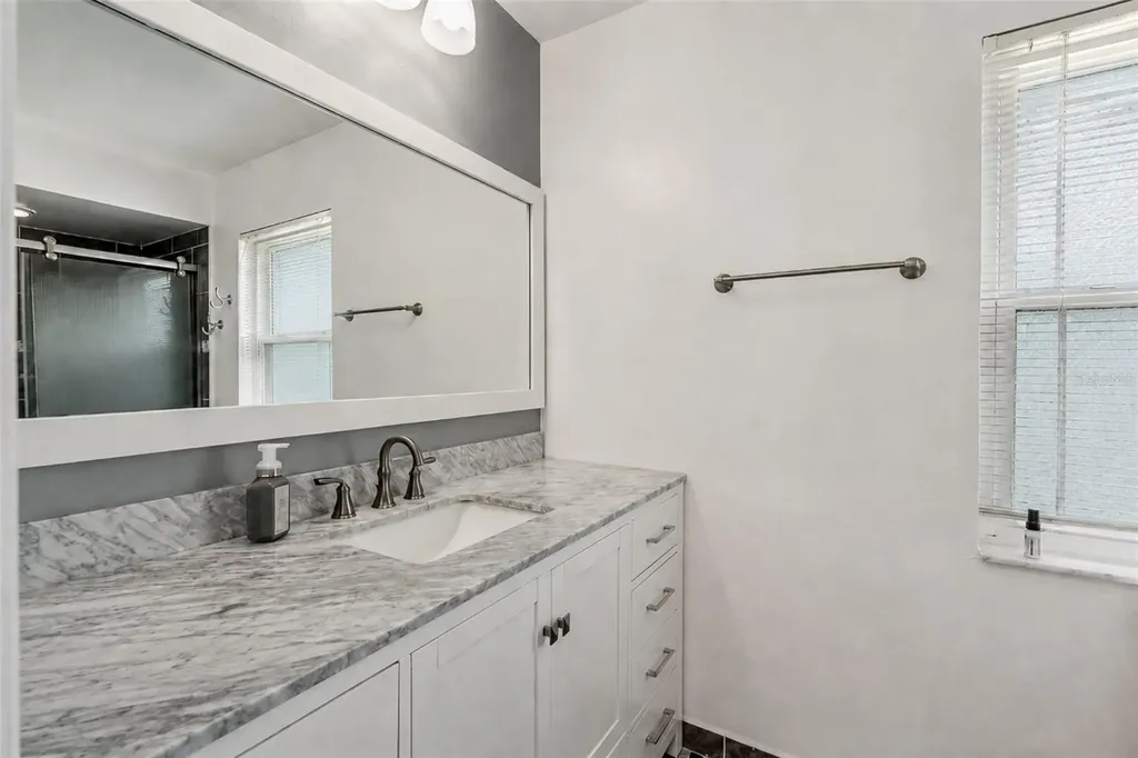 837 Vermont Woods Lane Orlando FL 32824
