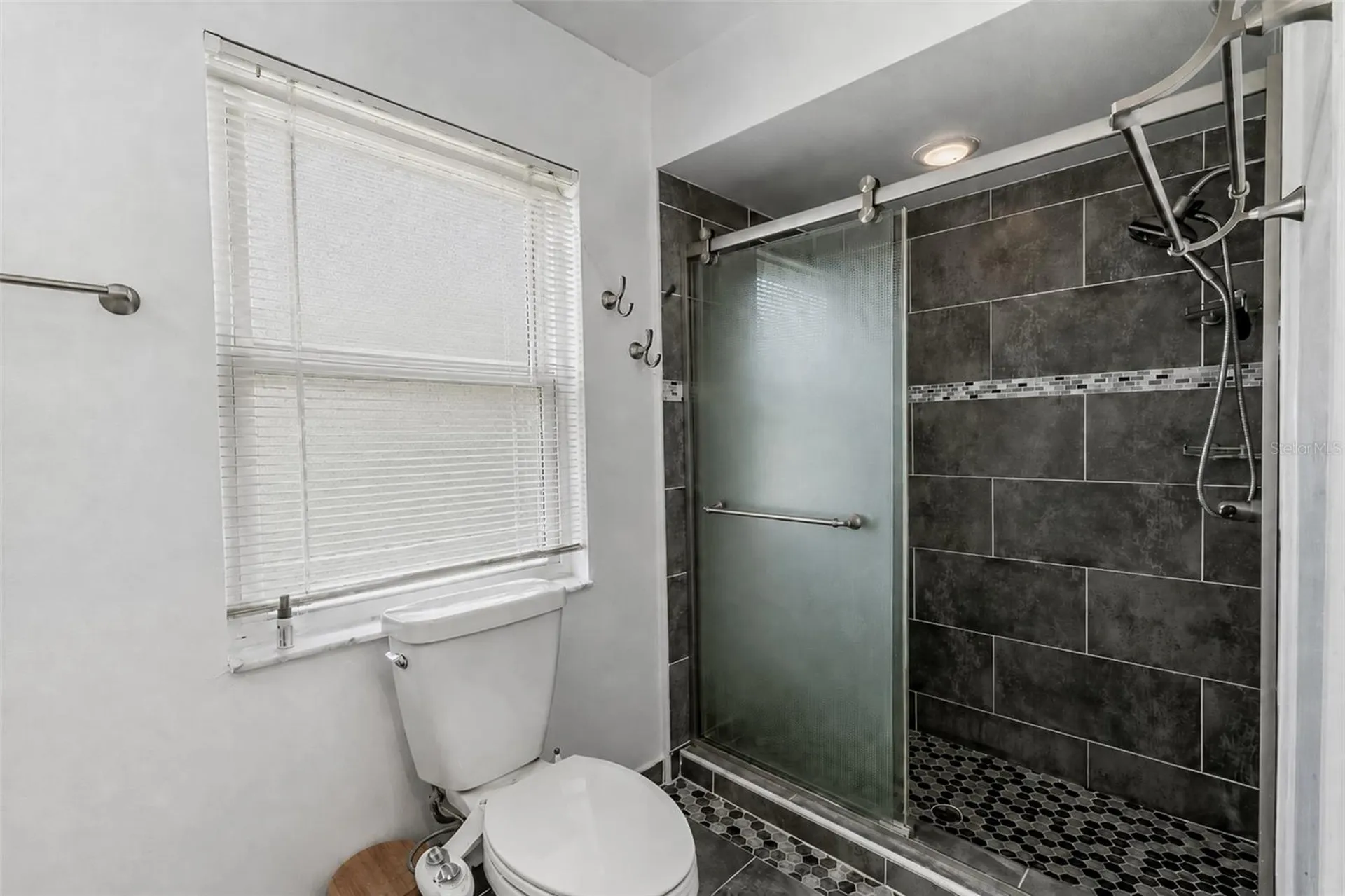 837 Vermont Woods Lane Orlando FL 32824