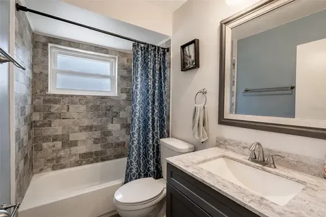 837 Vermont Woods Lane Orlando FL 32824
