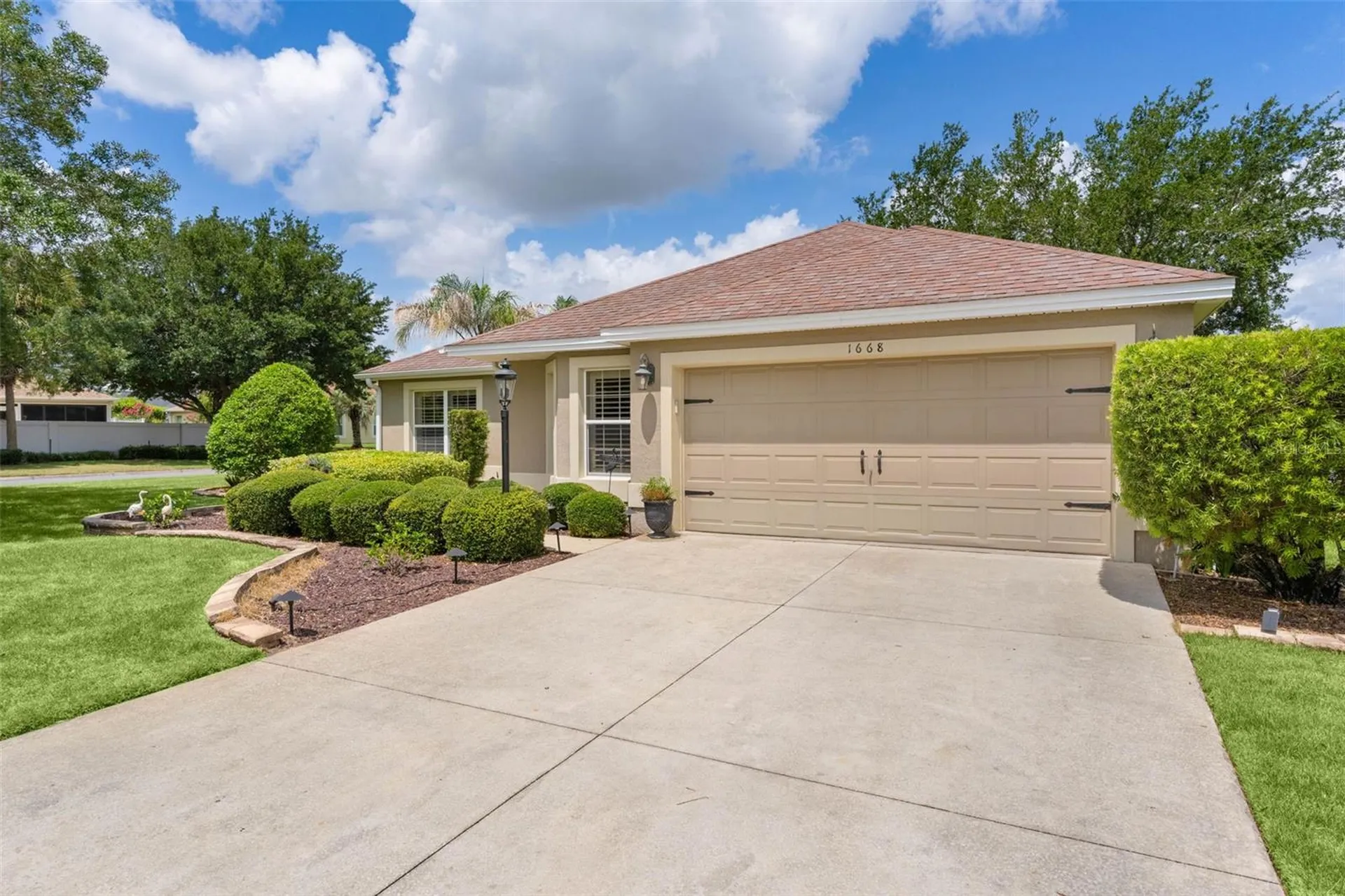 1668 Plum Branch Terrace The Villages FL 32162