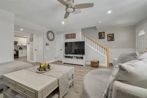 802 Mindy Court Largo FL 33771