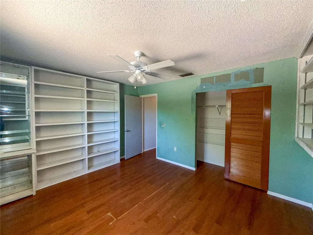 132 Mark Twain Lane Rotonda West FL 33947