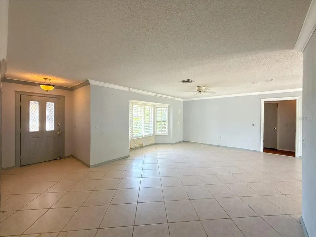 132 Mark Twain Lane Rotonda West FL 33947