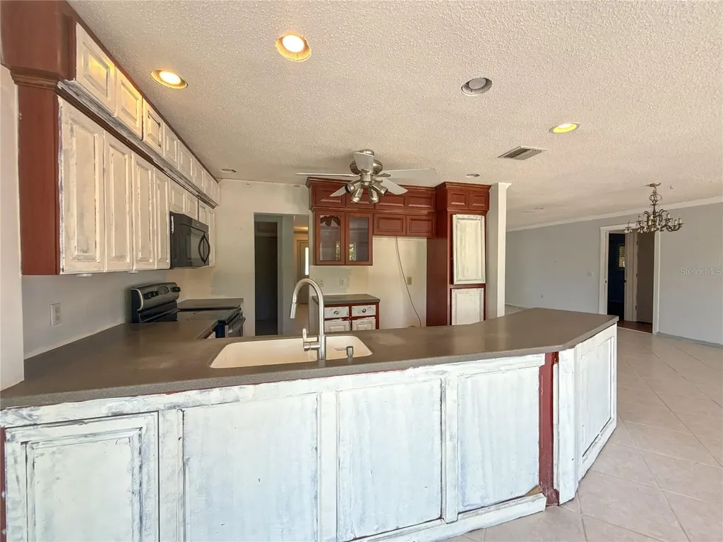 132 Mark Twain Lane Rotonda West FL 33947