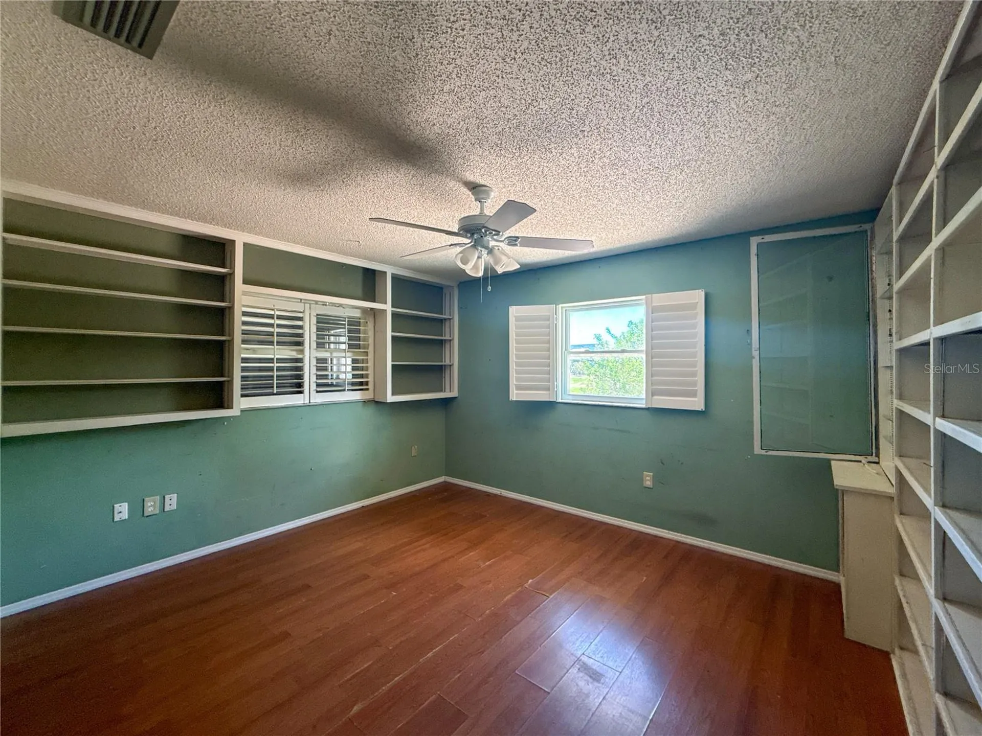 132 Mark Twain Lane Rotonda West FL 33947