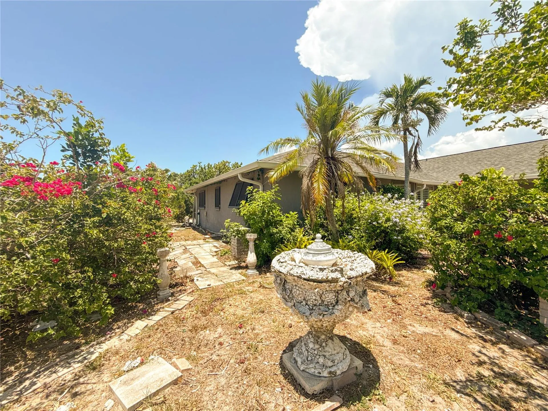 132 Mark Twain Lane Rotonda West FL 33947